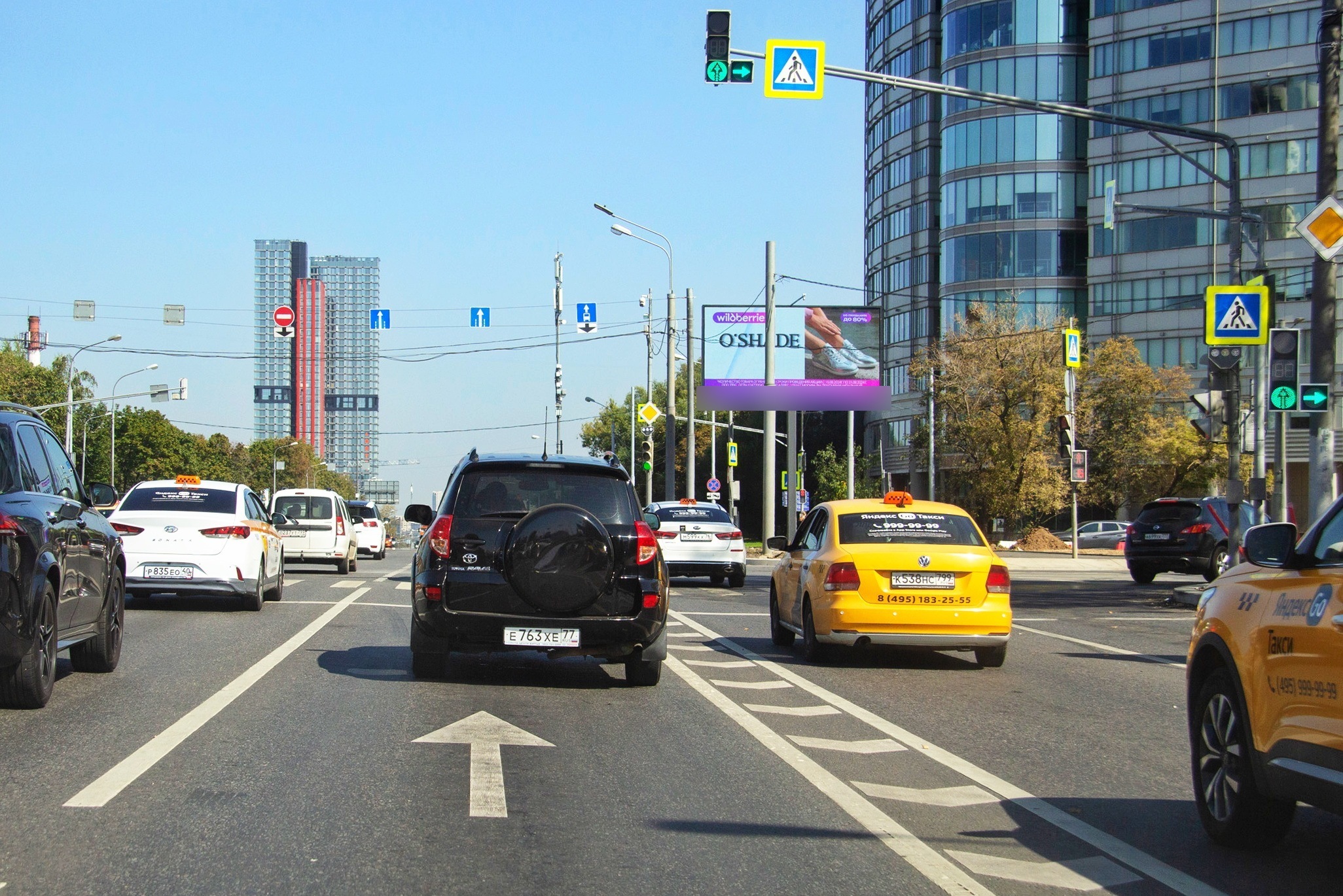 Фотография рекламного носителя, тип: Билборд 3x6, адрес: Севастопольский пр-т., д.49-47а Х Нахимовский пр-т., Москва, Россия. Сторона А1 №261885