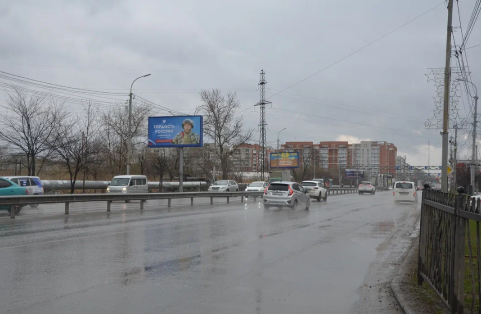 Фотография рекламного носителя, тип: Билборд 3x6, адрес: Павла Морозова ул., д.113 Х Бассейный пер., Хабаровск, Хабаровский край, Россия. Сторона Б №971498