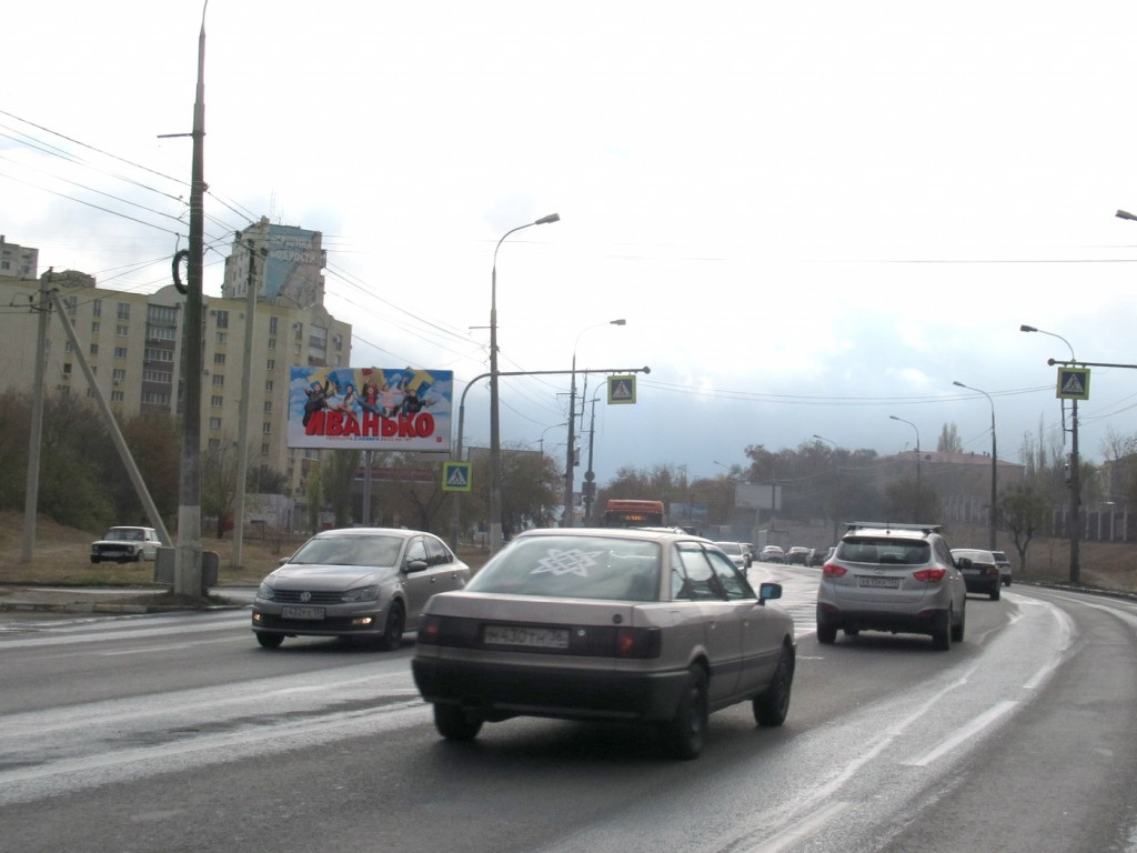 Фотография рекламного носителя, тип: Билборд 3x6, адрес: Университетский пр-т. Х Бульварная ул., Волгоград, Волгоградская область, Россия. Сторона Б №111468