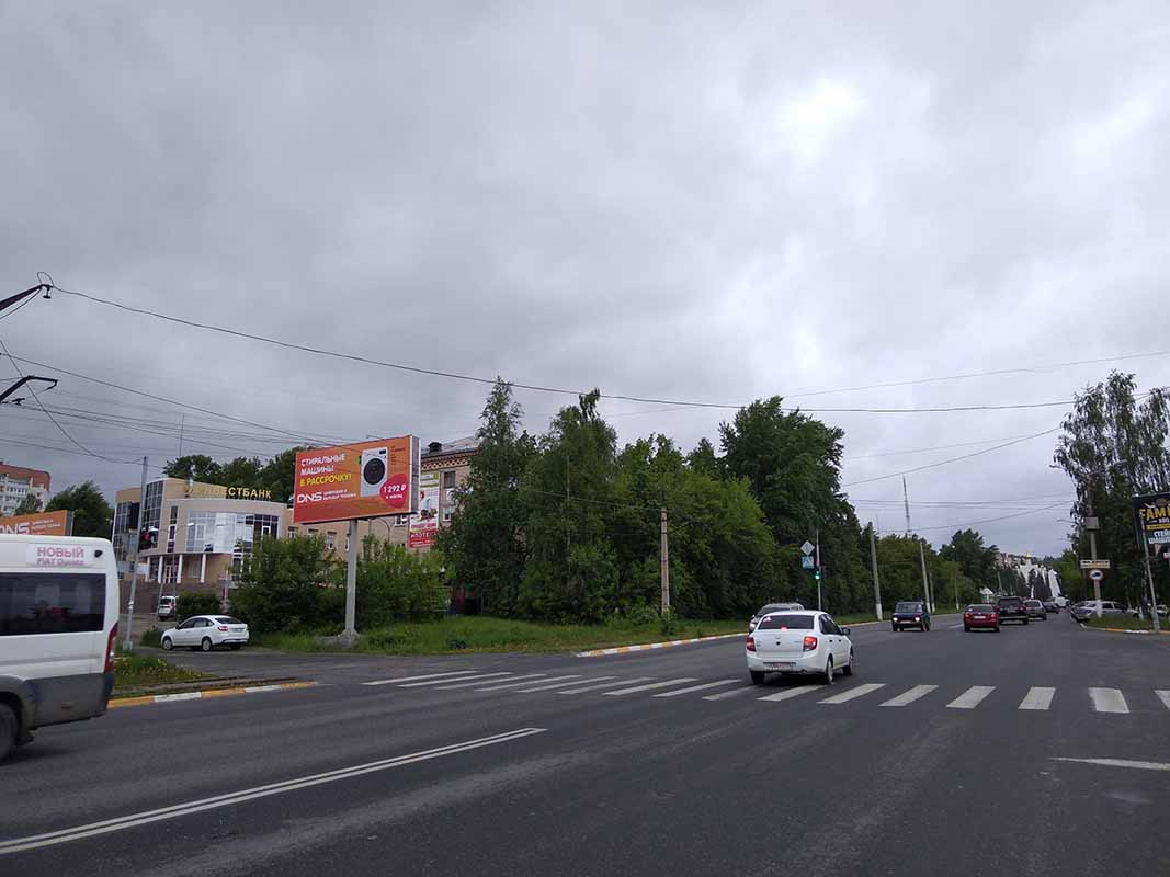 Фотография рекламного носителя, тип: Билборд 3x6, адрес: Таганайская ул., д.204, Златоуст, Челябинская область, Россия. Сторона B №200236