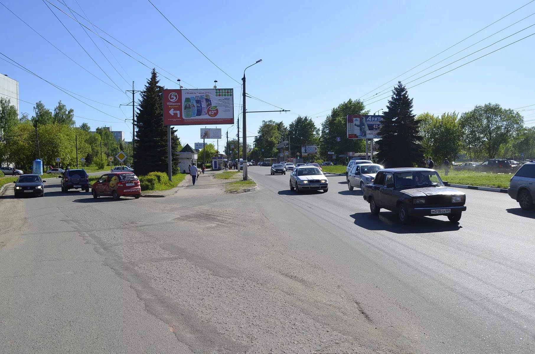 Фотография рекламного носителя, тип: Билборд 3x6, адрес: Октябрьский пр-т., д.51 Х Королева ул., Тверь, Тверская область, Россия. Сторона В №228396
