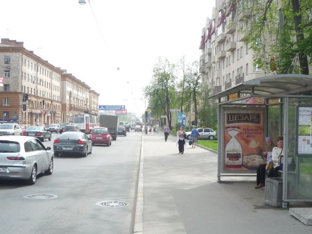 Фотография рекламного носителя, тип: Остановка 1.8x1.2, адрес: Энгельса пр-т., д.52, Санкт-Петербург, Россия. Сторона А №129759