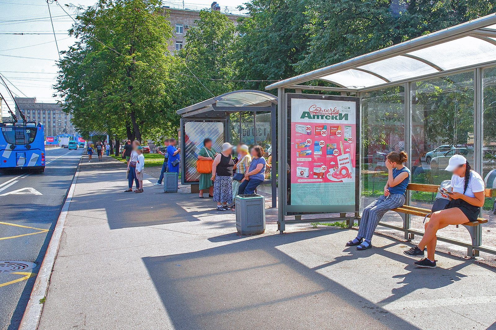 Фотография рекламного носителя, тип: Остановка 1.8x1.2, адрес: Ленинский пр-т., д.159 Х Варшавская ул., Санкт-Петербург, Россия. Сторона А №165212