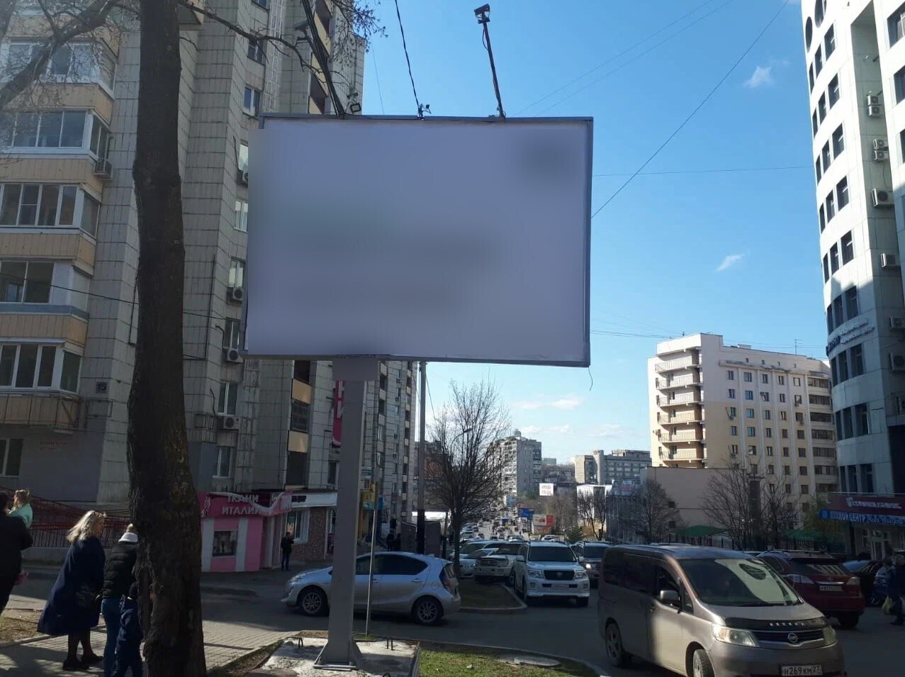 Фотография рекламного носителя, тип: Ситиборд 2.7x3.7, адрес: Льва Толстого ул., д.7, Хабаровск, Хабаровский край, Россия. Сторона Б №1395472