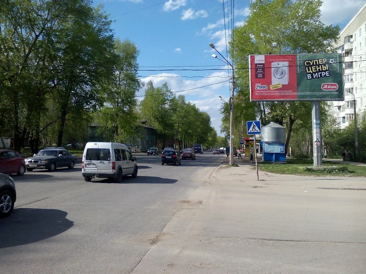 Фотография рекламного носителя, тип: Билборд 3x6, адрес: Октябрьский пр-т., д.124 X Красных Партизан ул., Сыктывкар, Республика Коми, Россия. Сторона А №1331367