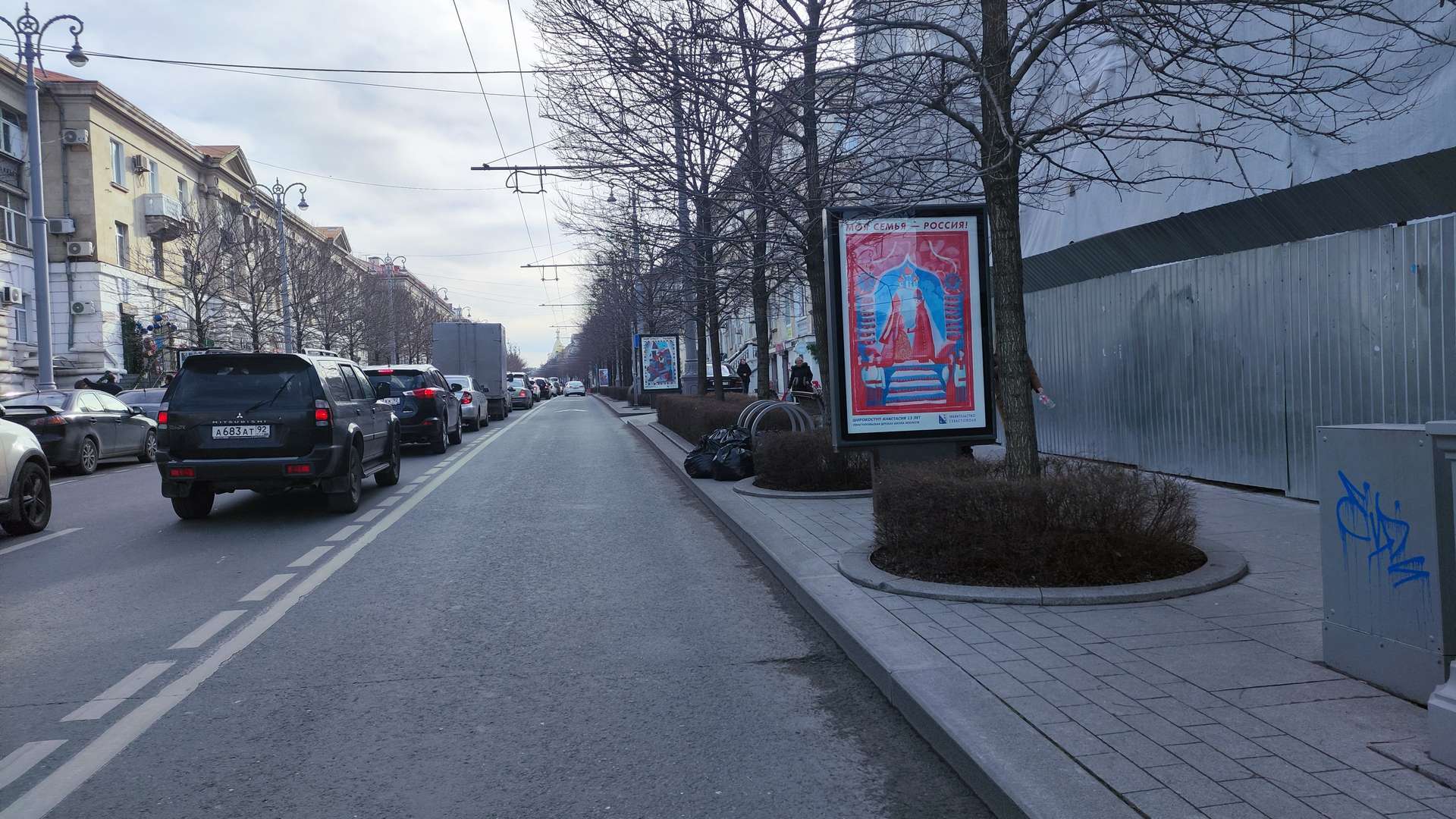 Фотография рекламного носителя, тип: Ситиформат 1.8x1.2, адрес: Большая Морская ул., д.4, поз.2, Севастополь, Россия. Сторона A1-A5 №1373603