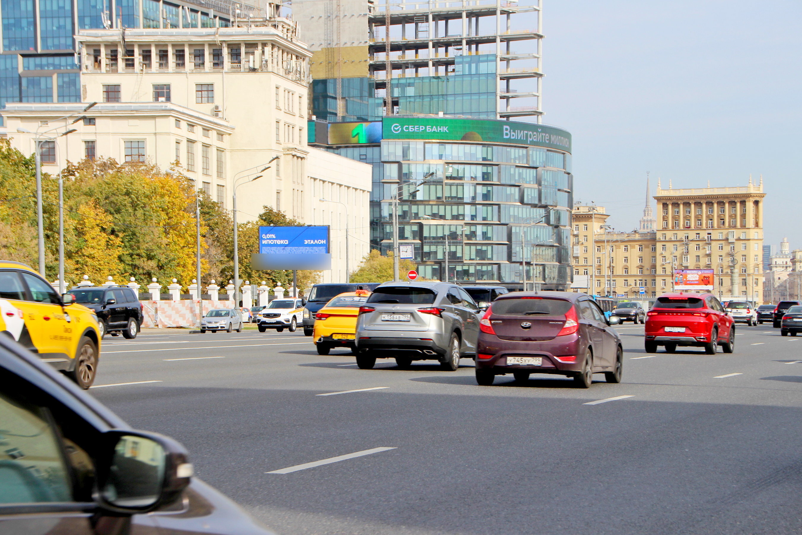 Фотография рекламного носителя, тип: Билборд 3x6, адрес: Кутузовский пр-т., д.36, Москва, Россия. Сторона Б №261559
