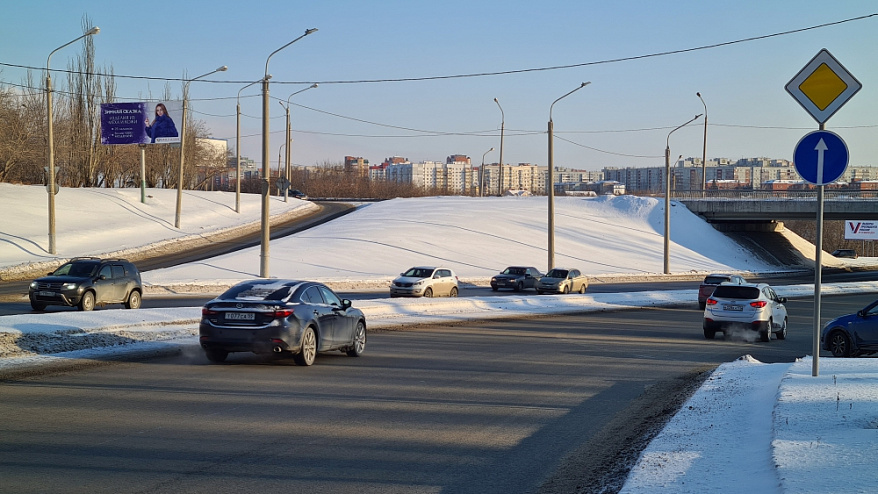 Фотография рекламного носителя, тип: Билборд 3x6, адрес: Фрунзе ул., Омск, Омская область, Россия. Сторона В №1010196