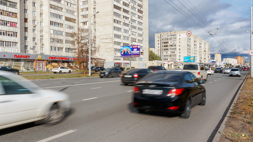 Фотография рекламного носителя, тип: Билборд 3x6, адрес: Мулланура Вахитова ул., д.17, корп.1, Казань, Республика Татарстан, Россия. Сторона B №232135
