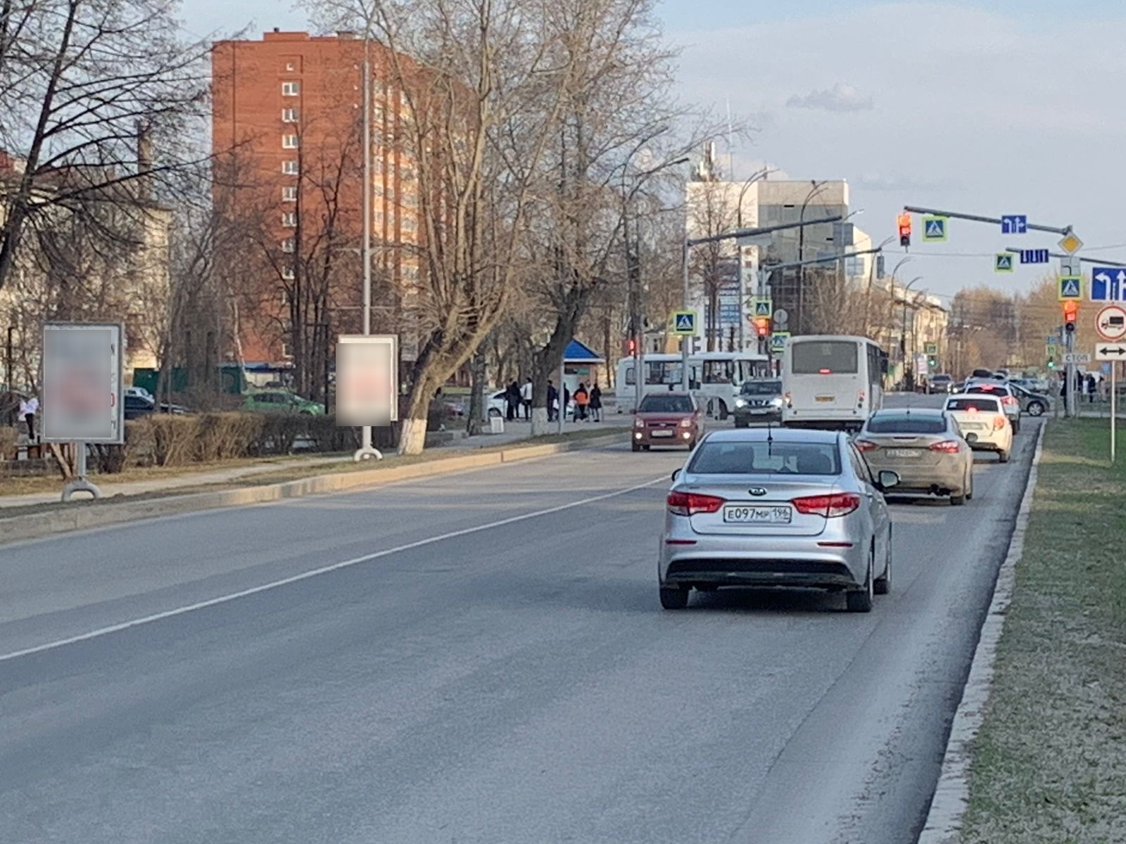 Фотография рекламного носителя, тип: Ситиформат 1.8x1.2, адрес: Театральная ул. Х Строителей ул., поз.3, Березовский, Свердловская область, Россия. Сторона B №1328486