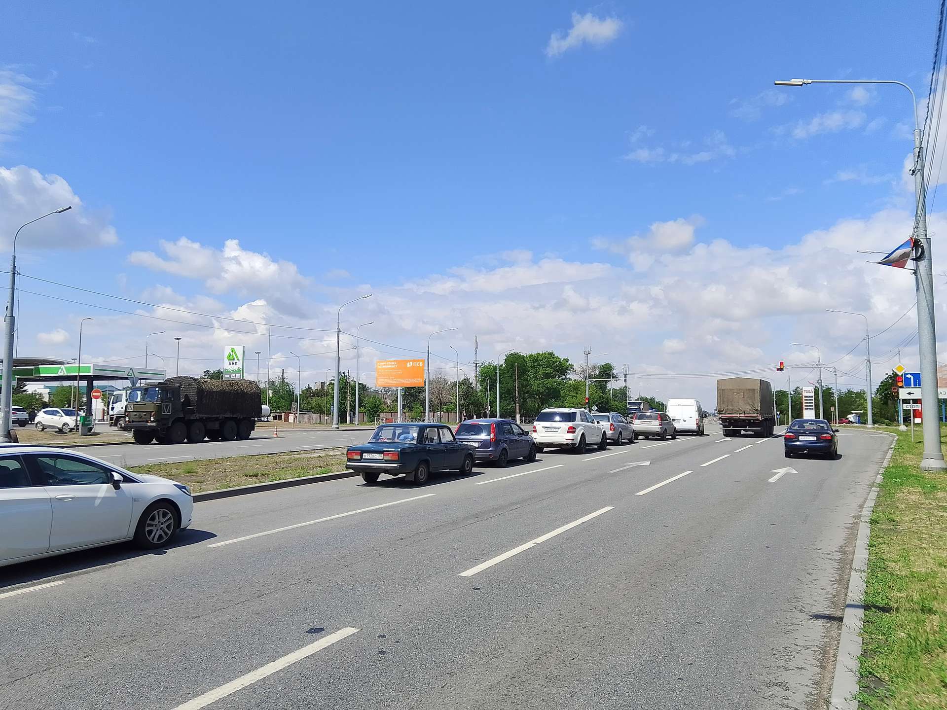 Фотография рекламного носителя, тип: Билборд 3x6, адрес: ул. Макара Мазая на пересечении с пр. Ильича (поз. 2), Мариуполь, Донецкая область, Россия. Сторона Б №1372562