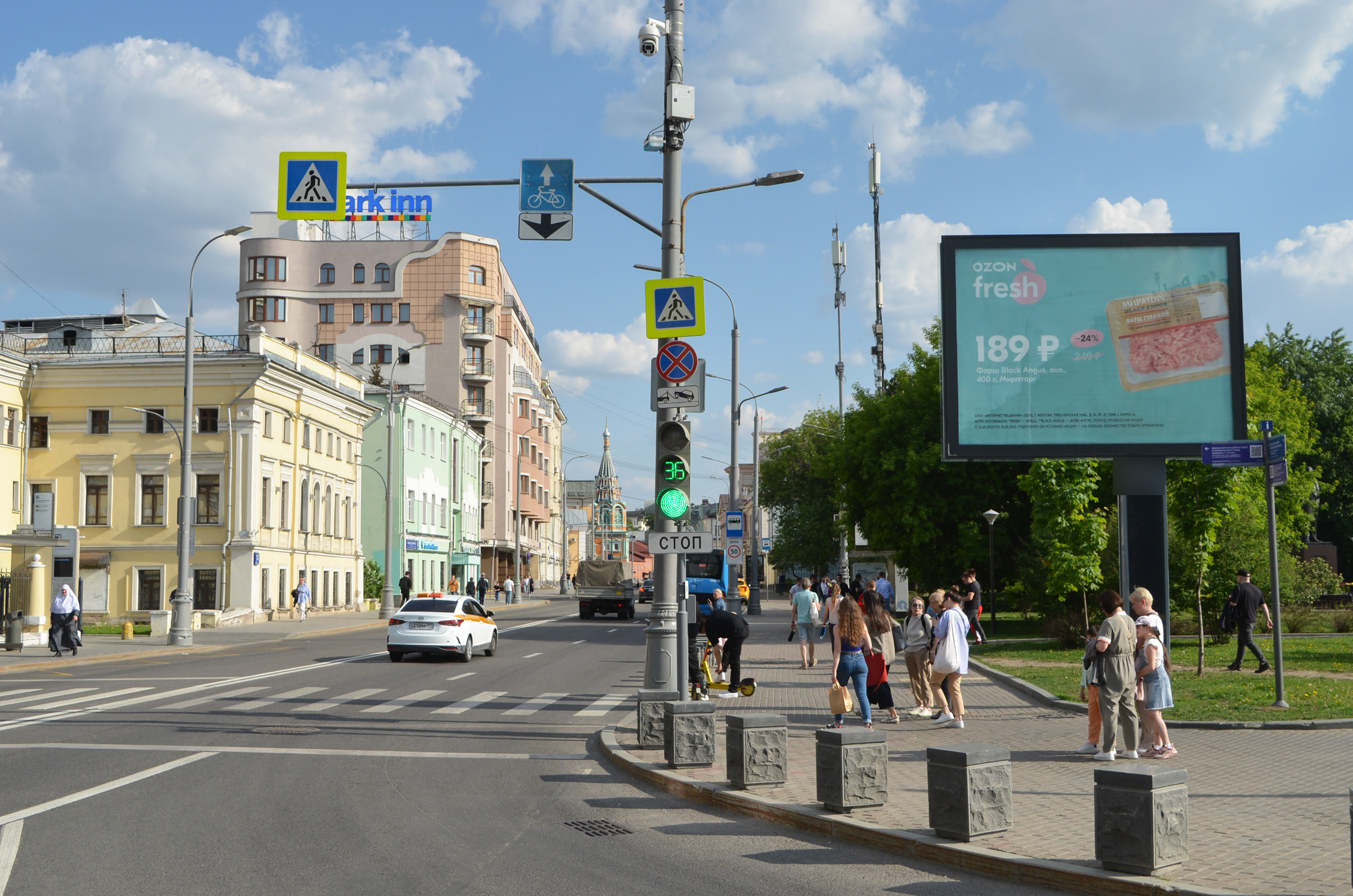 Фотография рекламного носителя, тип: Ситиборд 2.7x3.7, адрес: Большая Полянка ул., д.11, Москва, Россия. Сторона A1-A5 №769899