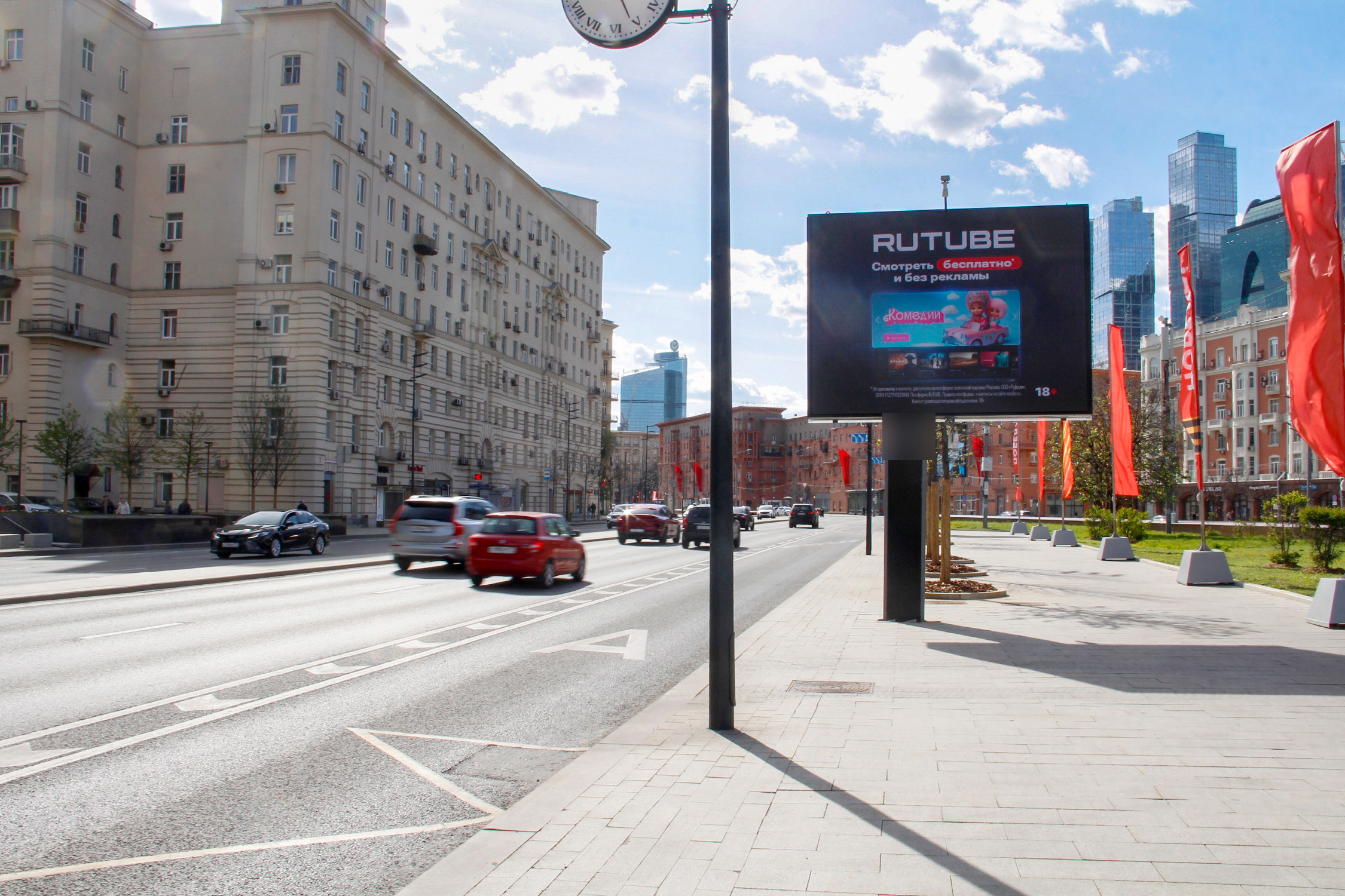 Фотография рекламного носителя, тип: Ситиборд 2.7x3.7, адрес: Дорогомиловская Б. ул., д.9-11, Москва, Россия. Сторона А1 №577958