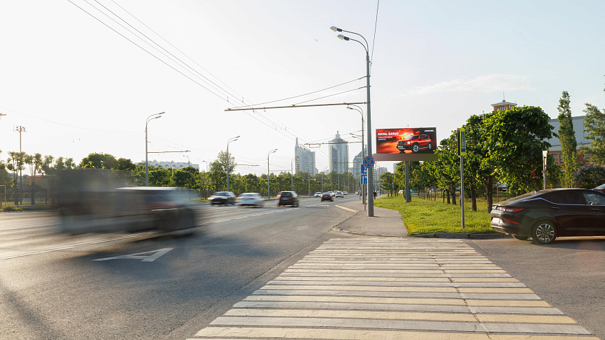 Фотография рекламного носителя, тип: Билборд 3x6, адрес: Оренбургский Тракт, д.23, Казань, Республика Татарстан, Россия. Сторона A1-А10 №761383