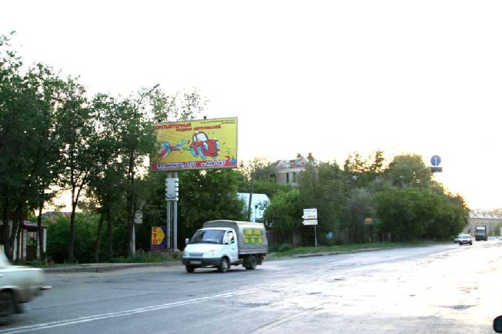 Фотография рекламного носителя, тип: Билборд 3x6, адрес: Владимировская ул. Х Чернышевский спуск, Новосибирск, Новосибирская область, Россия. Сторона B №183667