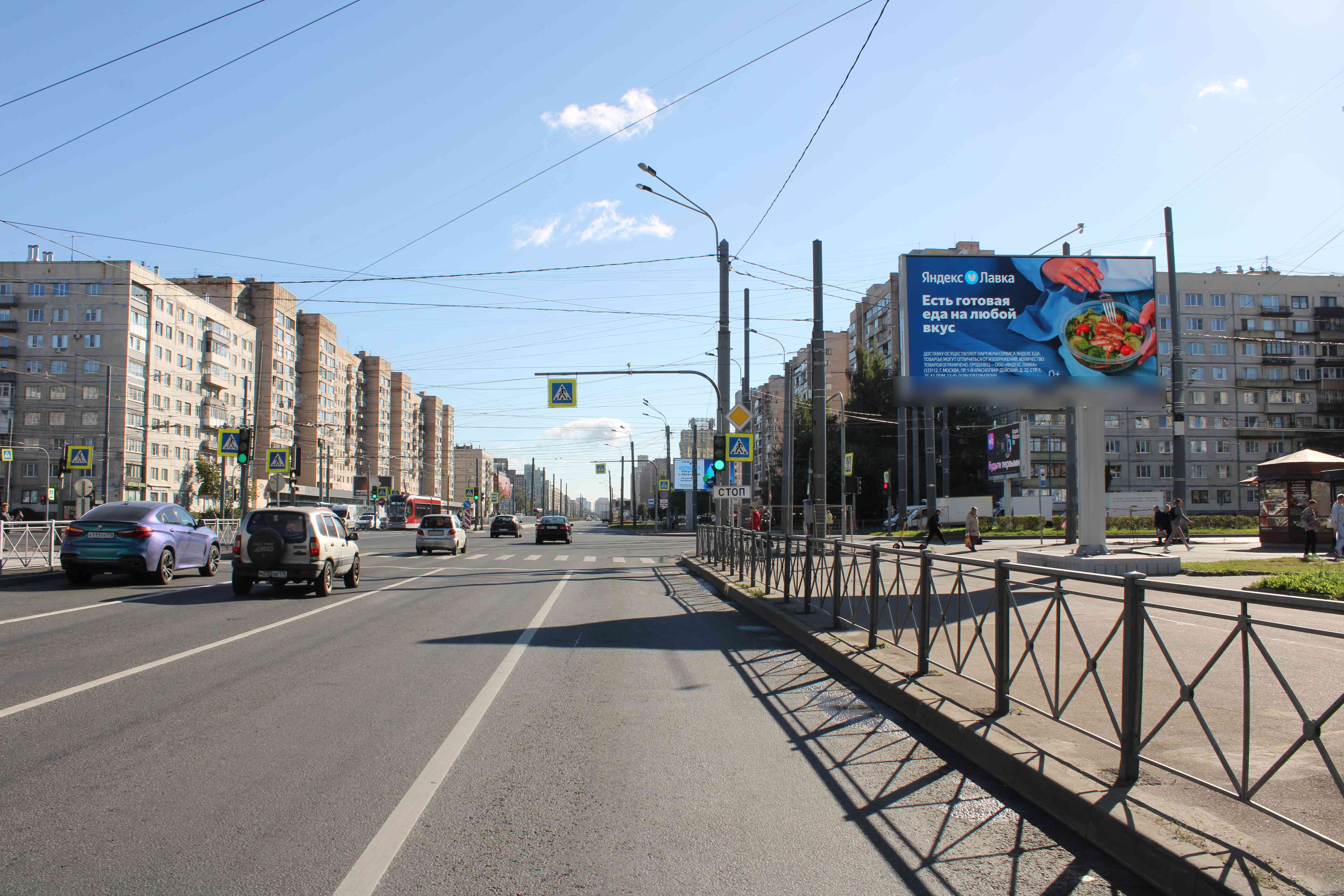 Фотография рекламного носителя, тип: Билборд 3x6, адрес: Просвещения пр-т., д.69 Х Светлановский пр-т., Санкт-Петербург, Россия. Сторона А1 №703281