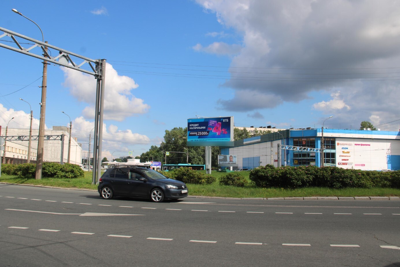 Фотография рекламного носителя, тип: Билборд 3x6, адрес: Революции ш. Х Энергетиков пр-т., Санкт-Петербург, Россия. Сторона А51 №120693