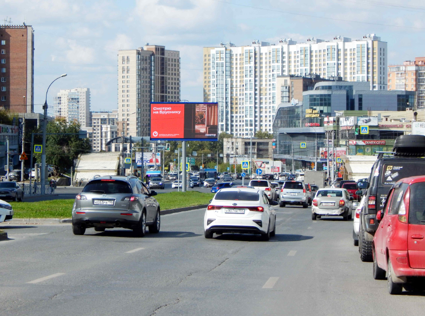 Фотография рекламного носителя, тип: Билборд 3x6, адрес: Кошурникова ул. X Б. Богаткова ул., д.210/1, Новосибирск, Новосибирская область, Россия. Сторона А1-А10 №194817