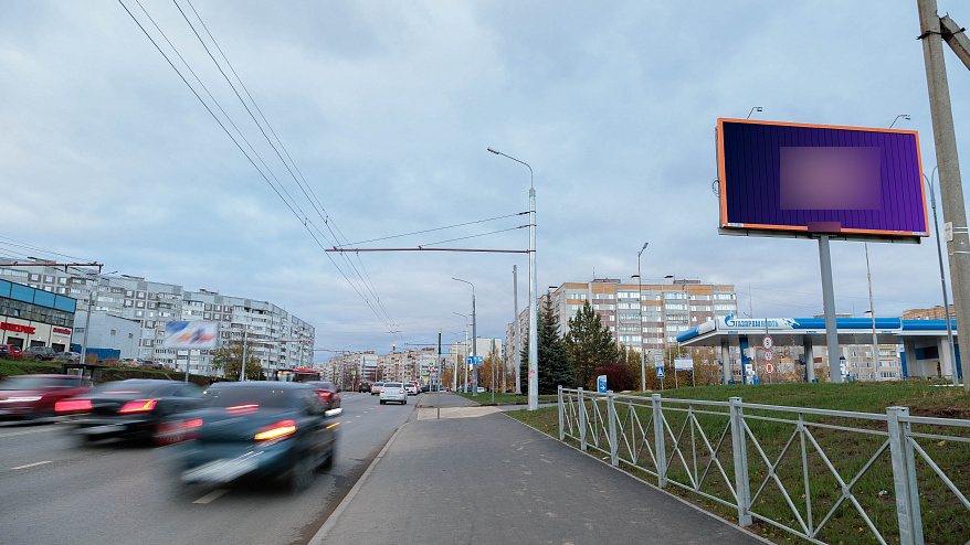 Фотография рекламного носителя, тип: Билборд 3x6, адрес: Юлиуса Фучика ул., при движении от ул.Минская в сторону ул.Закиева, Казань, Республика Татарстан, Россия. Сторона А1-A3 №679145