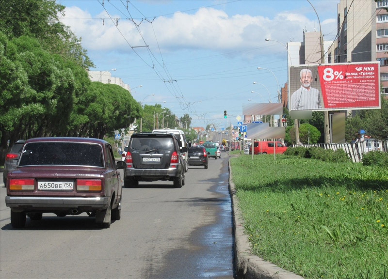 Фотография рекламного носителя, тип: Билборд 3x6, адрес: Ленинградская ул., д.77, Вологда, Вологодская область, Россия. Сторона A1-А3 №208117