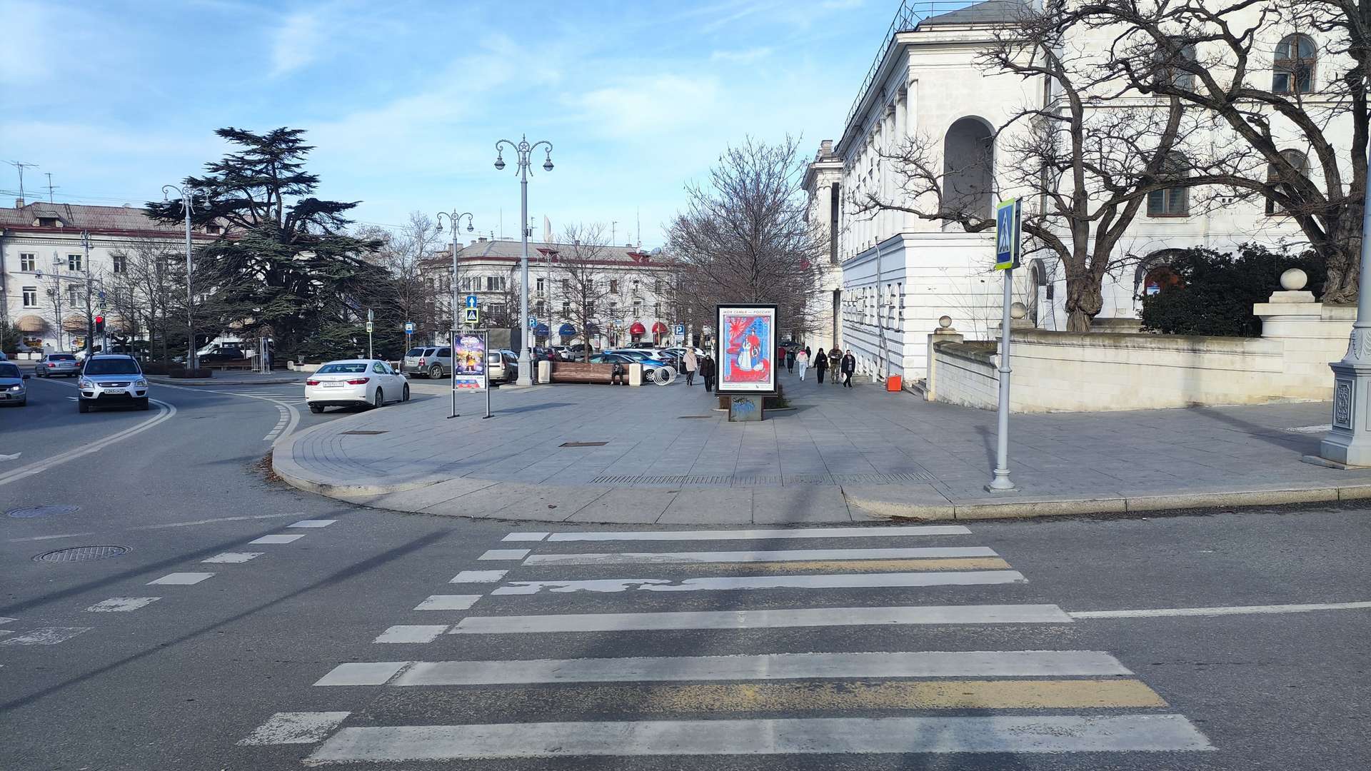 Фотография рекламного носителя, тип: Ситиформат 1.8x1.2, адрес: Большая Морская ул., д.1, Севастополь, Россия. Сторона A1-A5 №1373589