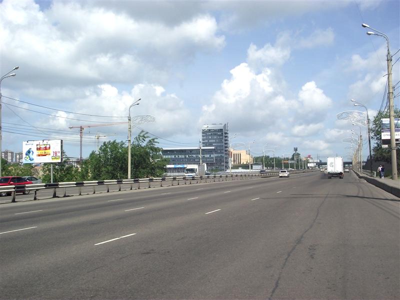 Фотография рекламного носителя, тип: Билборд 3x6, адрес: Октябрьский мост, 40 м от въезда на о-в Татышева, Красноярск, Красноярский край, Россия. Сторона B №88535