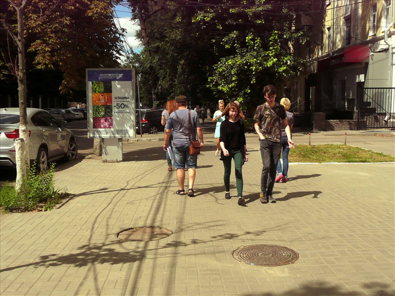 Фотография рекламного носителя, тип: Ситиформат 1.8x1.2, адрес: Комисаржевской ул., д.6, Воронеж, Воронежская область, Россия. Сторона А №112018