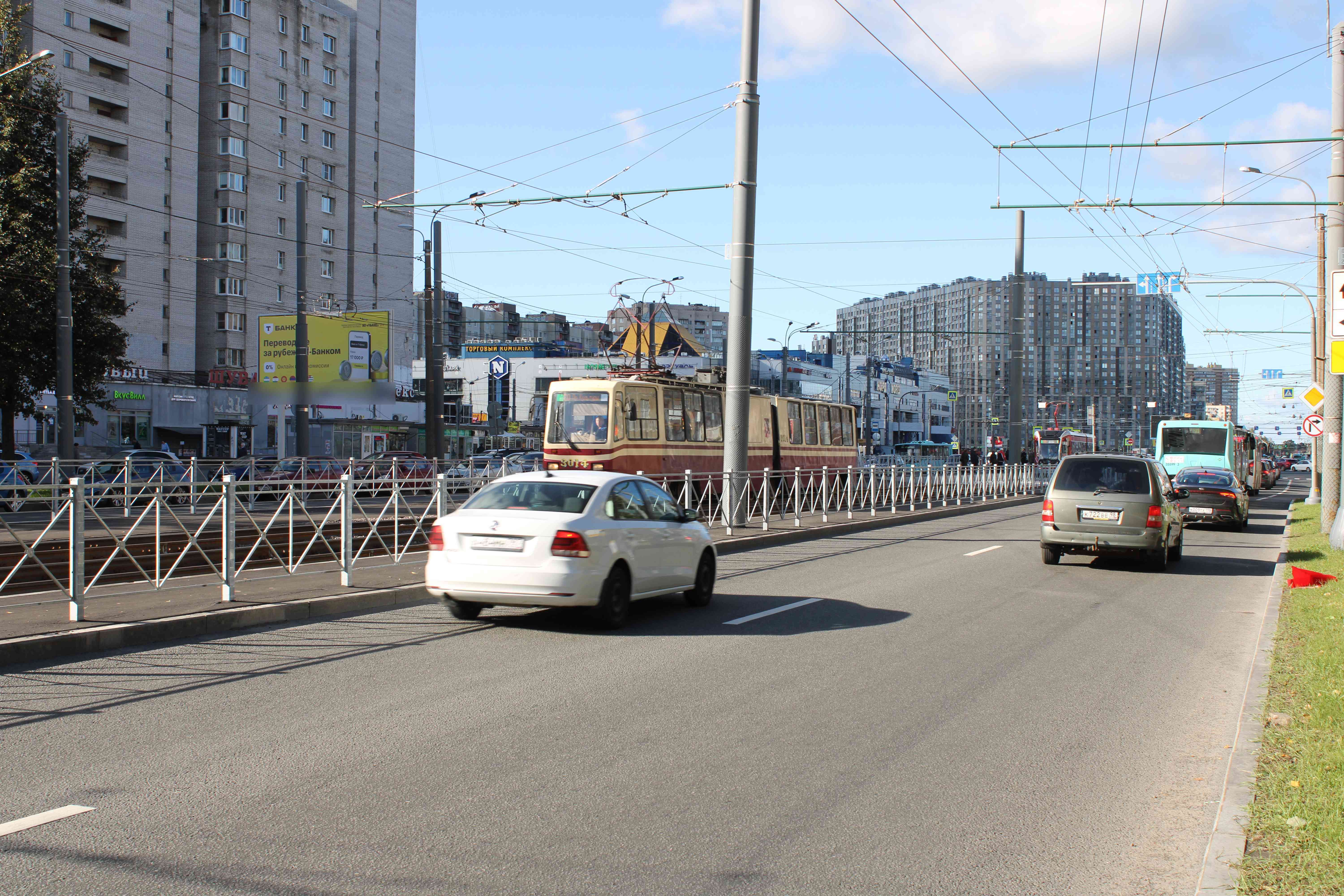 Фотография рекламного носителя, тип: Билборд 3x6, адрес: Просвещения пр-т., д.21, Санкт-Петербург, Россия. Сторона Б №207724