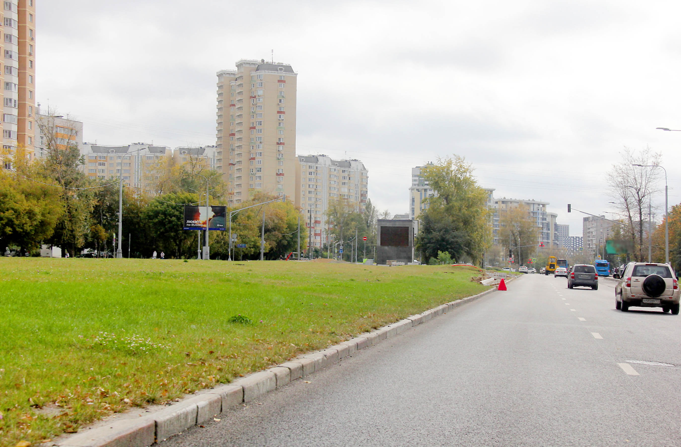 Фотография рекламного носителя, тип: Билборд 3x6, адрес: Дмитровское ш., д.96, корп.2, Москва, Россия. Сторона Б №1604027