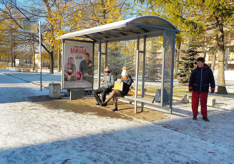 Фотография рекламного носителя, тип: Остановка 1.8x1.2, адрес: Гренадерская ул., д.7, Х Большой Сампсониевский пр-т., Санкт-Петербург, Россия. Сторона А №164339