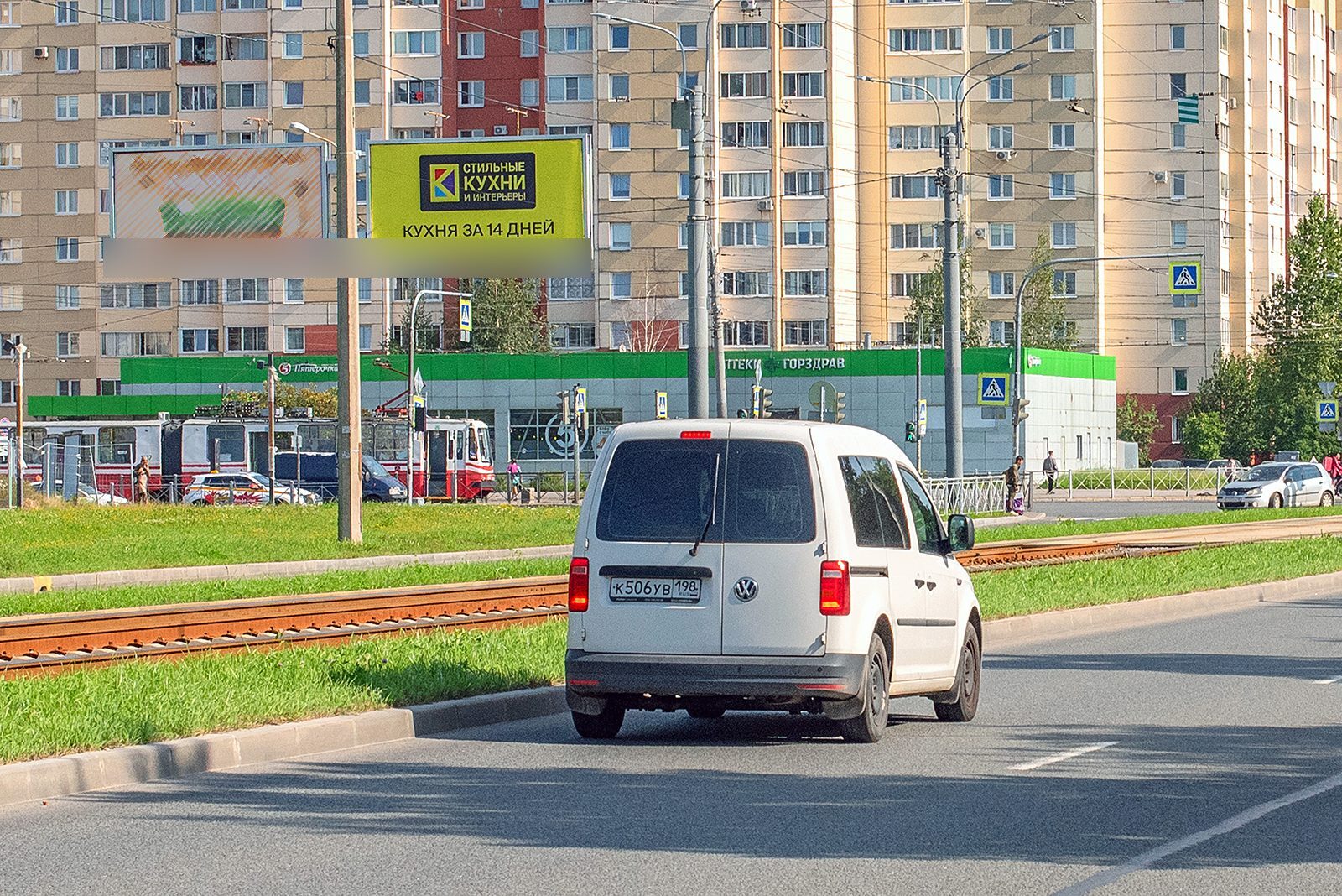 Фотография рекламного носителя, тип: Билборд 3x6, адрес: Ярослава Гашека ул. Х Бухарестская ул., д.132, Санкт-Петербург, Россия. Сторона B1 №773660