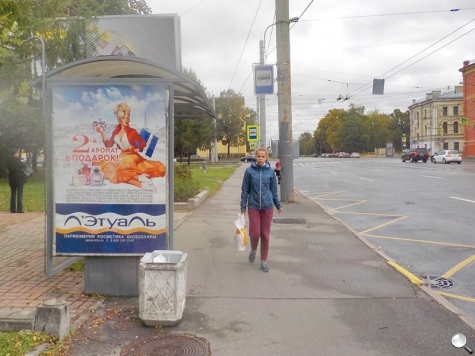 Фотография рекламного носителя, тип: Остановка 1.8x1.2, адрес: Гренадерская ул., д.7, Х Большой Сампсониевский пр-т., Санкт-Петербург, Россия. Сторона В №164340