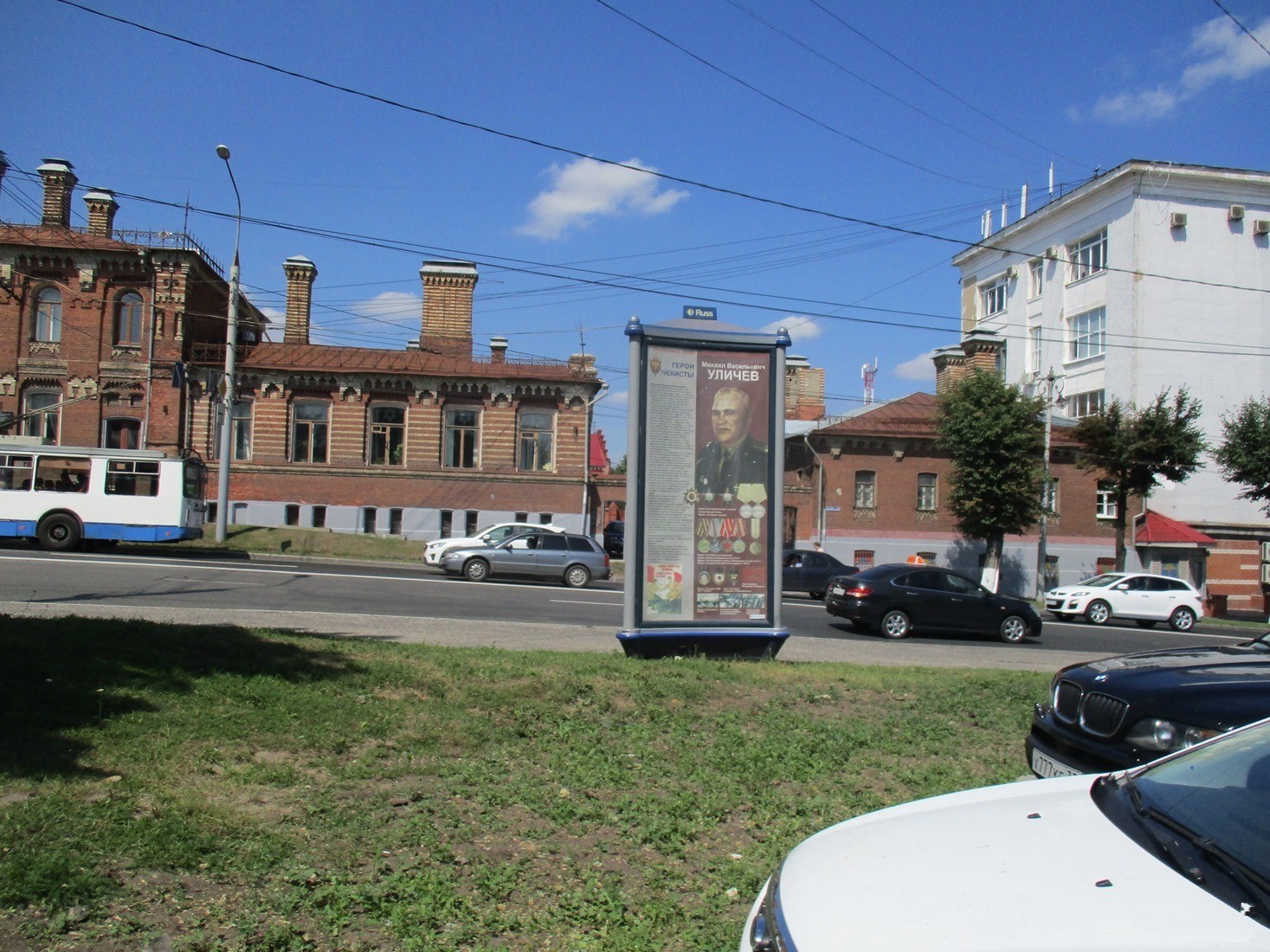 Фотография рекламного носителя, тип: Пиллар 3x1.4, адрес: Студеная гора ул., д.22а, Владимир, Владимирская область, Россия. Сторона С №159197