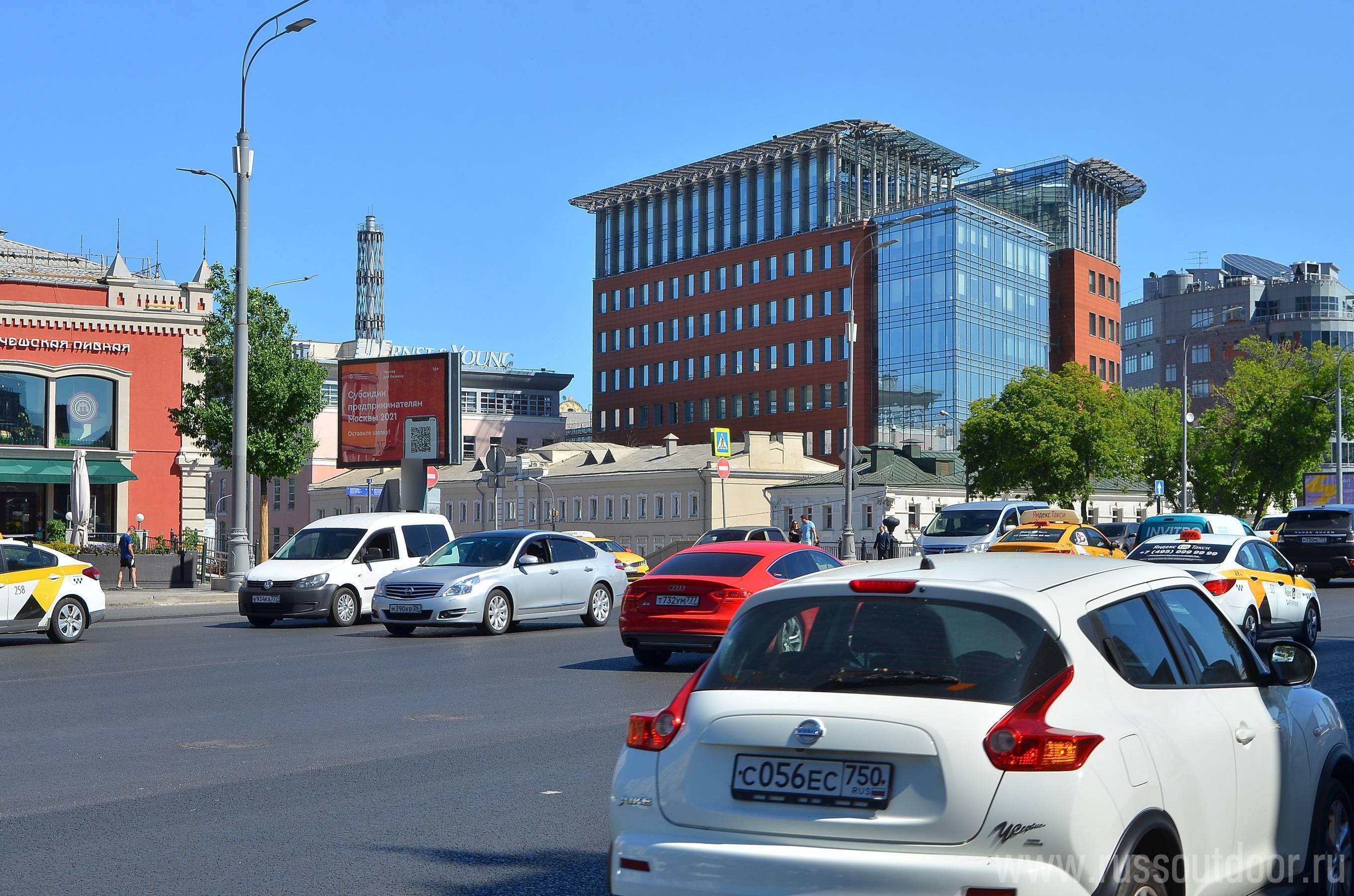 Фотография рекламного носителя, тип: Ситиборд 2.7x3.7, адрес: Зацепский Вал ул., д.2, стр.3, Москва, Россия. Сторона Б №769907