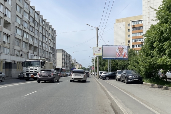 Фотография рекламного носителя, тип: Билборд 3x6, адрес: Партизанский пр-т., д.3, Владивосток, Приморский край, Россия. Сторона А №154110