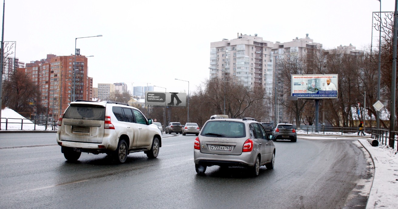 Фотография рекламного носителя, тип: Билборд 3x6, адрес: Ново-садовая ул., д.154, Самара, Самарская область, Россия. Сторона A1-А3 №1077984