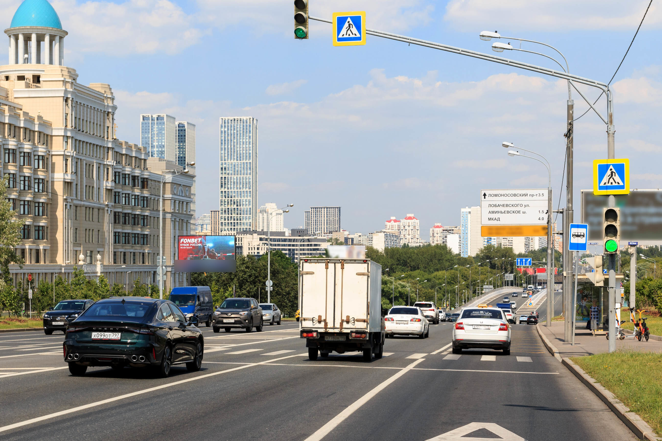 Фотография рекламного носителя, тип: Билборд 3x6, адрес: Мичуринский пр-т., д.68, Москва, Россия. Сторона Б1 №388821
