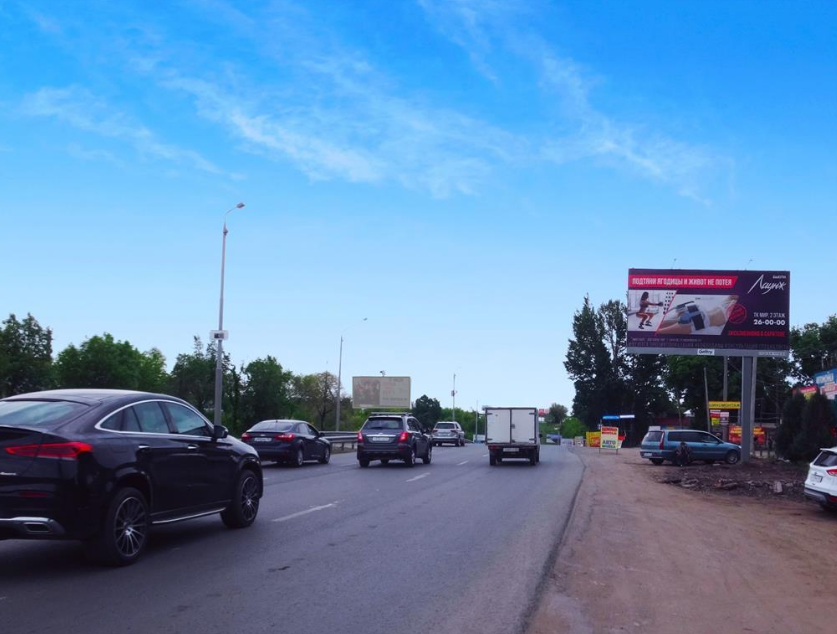 Фотография рекламного носителя, тип: Билборд 3x6, адрес: Усть-Курдюмская ул. Х Новосоколовогорская ул., поз.2, Саратов, Саратовская область, Россия. Сторона А №90715