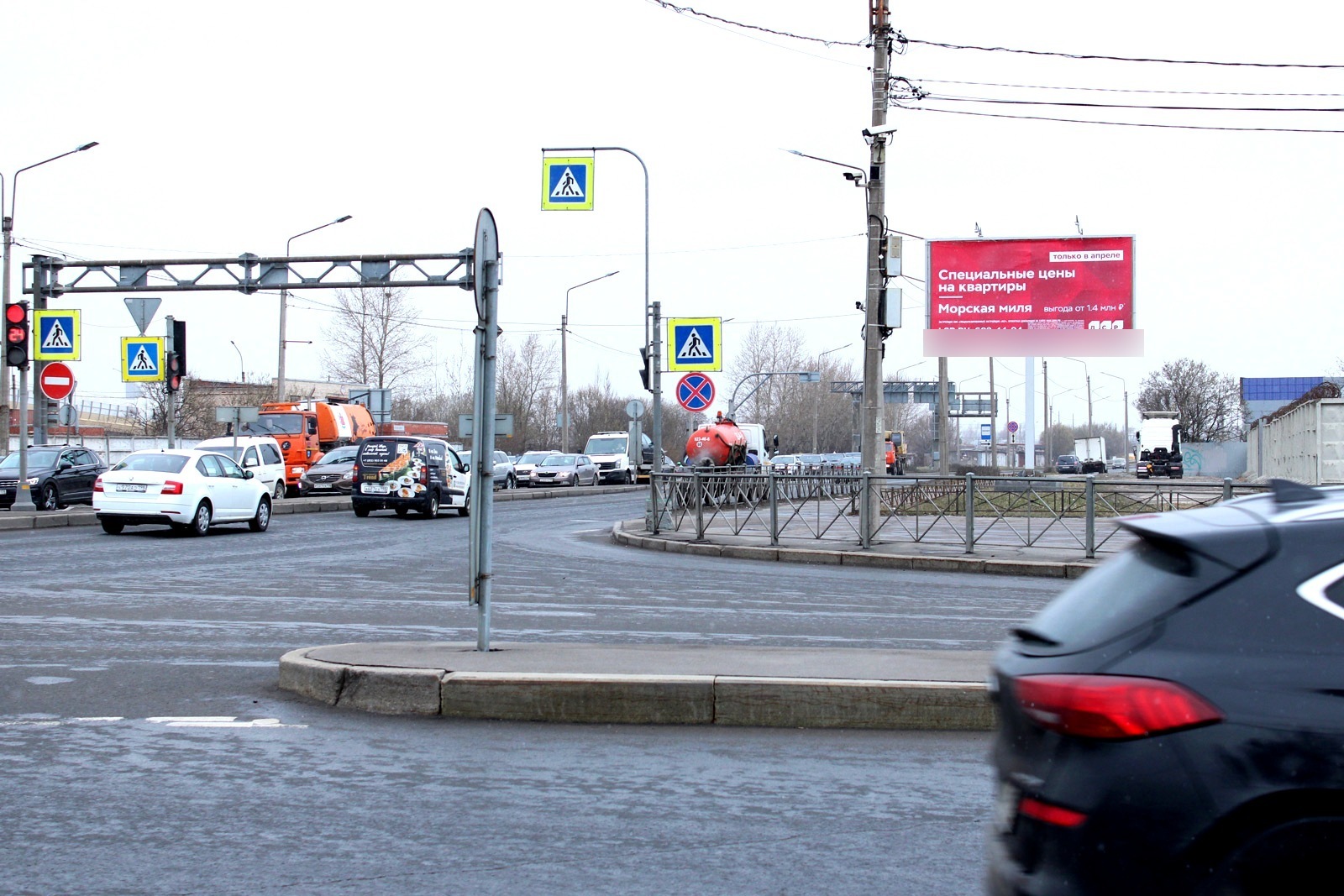 Фотография рекламного носителя, тип: Билборд 3x6, адрес: Кубинская ул. Х Благодатная ул., поз.1, Санкт-Петербург, Россия. Сторона А №106699
