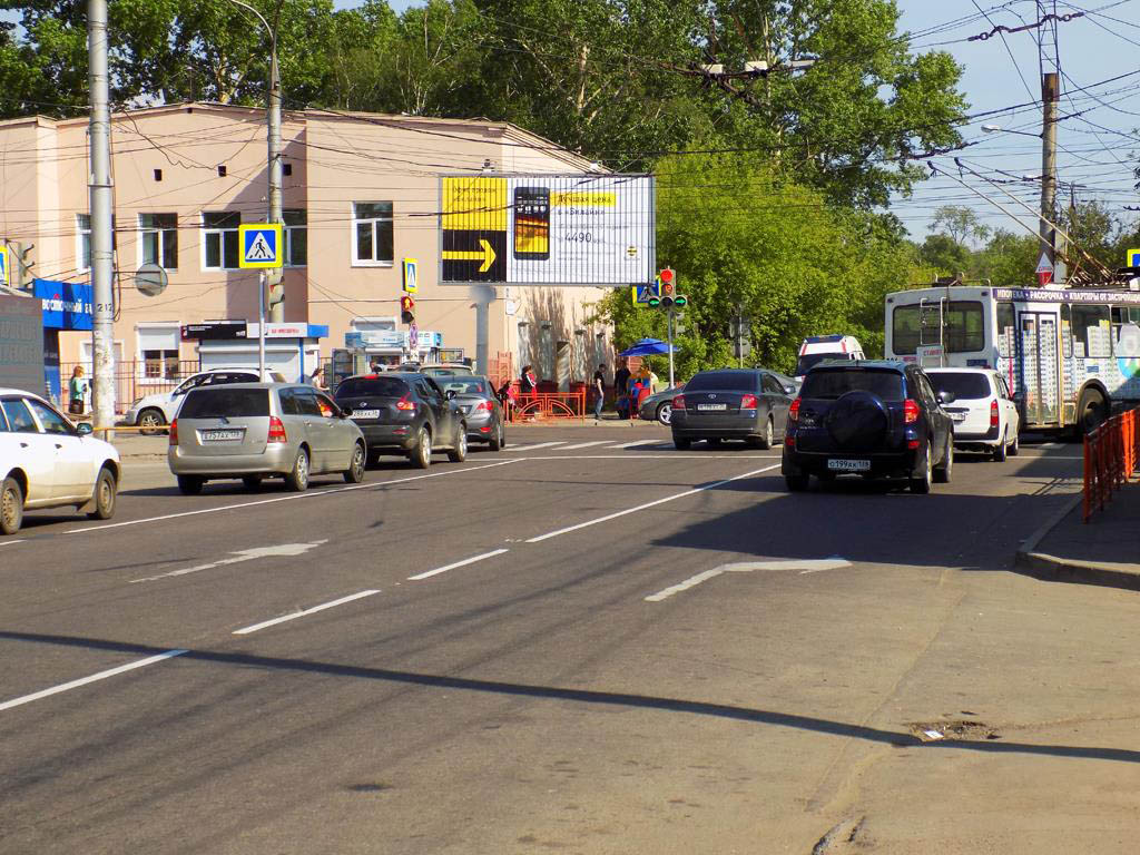 Фотография рекламного носителя, тип: Билборд 3x6, адрес: Мухиной ул. Х Захарова ул., Иркутск, Иркутская область, Россия. Сторона A1-A3 №85288