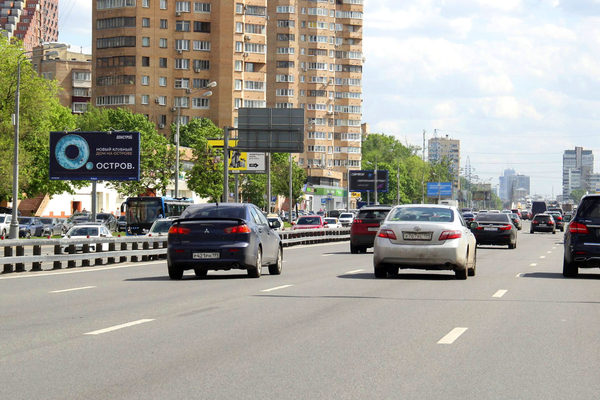 Фотография рекламного носителя, тип: Билборд 3x6, адрес: Ленинградское ш., д.84, Москва, Россия. Сторона Б1 №117366