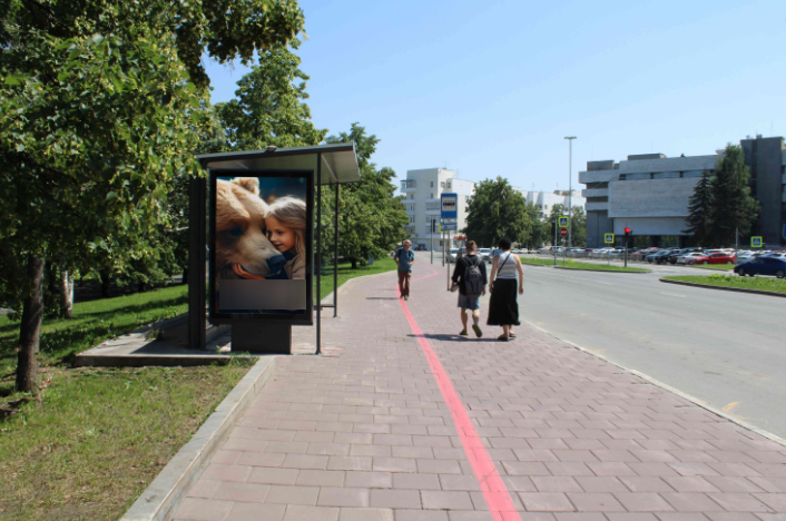 Фотография рекламного носителя, тип: Остановка 1.8x1.2, адрес: Октябрьская пл., д.1, Екатеринбург, Свердловская область, Россия. Сторона Б №1327890