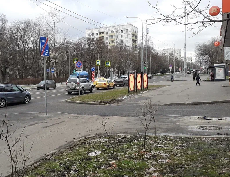 Фотография рекламного носителя, тип: Афиша 1.75x1.8, адрес: Юных Ленинцев ул., д.101, стенд 2, Москва, Россия. Сторона B №1026983