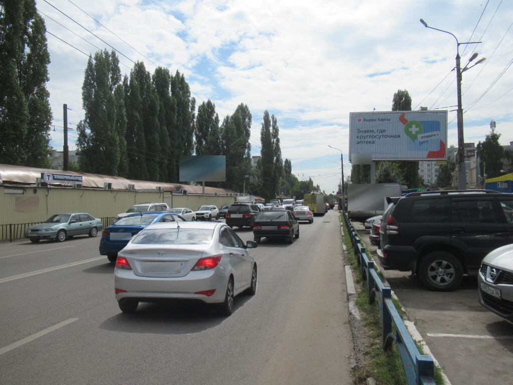 Фотография рекламного носителя, тип: Билборд 3x6, адрес: Жукова ул., д.1, Воронеж, Воронежская область, Россия. Сторона A1-A3 №111777