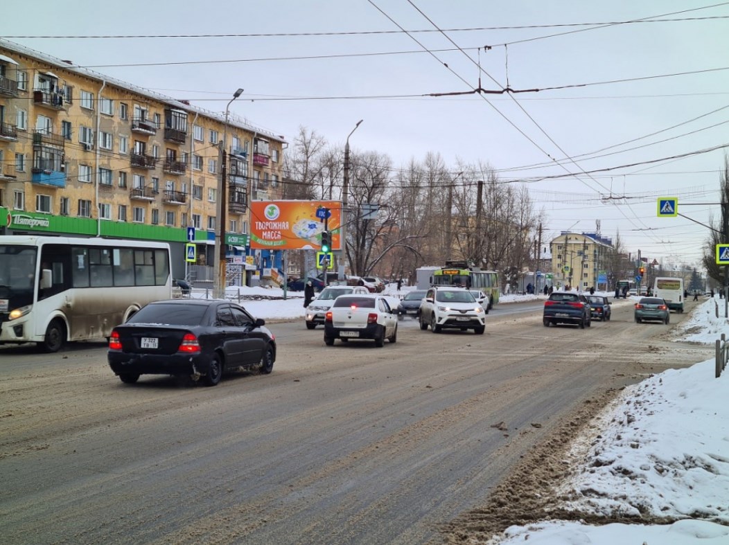 Фотография рекламного носителя, тип: Билборд 3x6, адрес: Нефтезаводская ул., д.18, Омск, Омская область, Россия. Сторона В №1009937