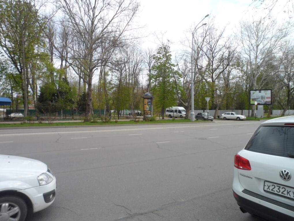 Фотография рекламного носителя, тип: Пиллар 3x1.4, адрес: Ставропольская ул., д.100, поз.1, Краснодар, Краснодарский край, Россия. Сторона А №1337580