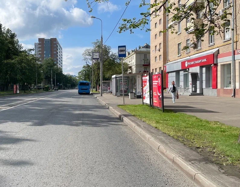 Фотография рекламного носителя, тип: Афиша 1.75x1.8, адрес: Маршала Бирюзова ул., д.18, стенд 1, Москва, Россия. Сторона A №865383