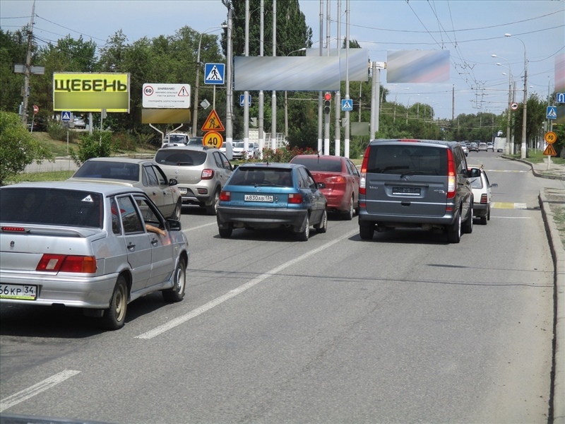 Фотография рекламного носителя, тип: Билборд 3x6, адрес: Ленина пр-т. Х Тарифная ул., Волгоград, Волгоградская область, Россия. Сторона Б №111506