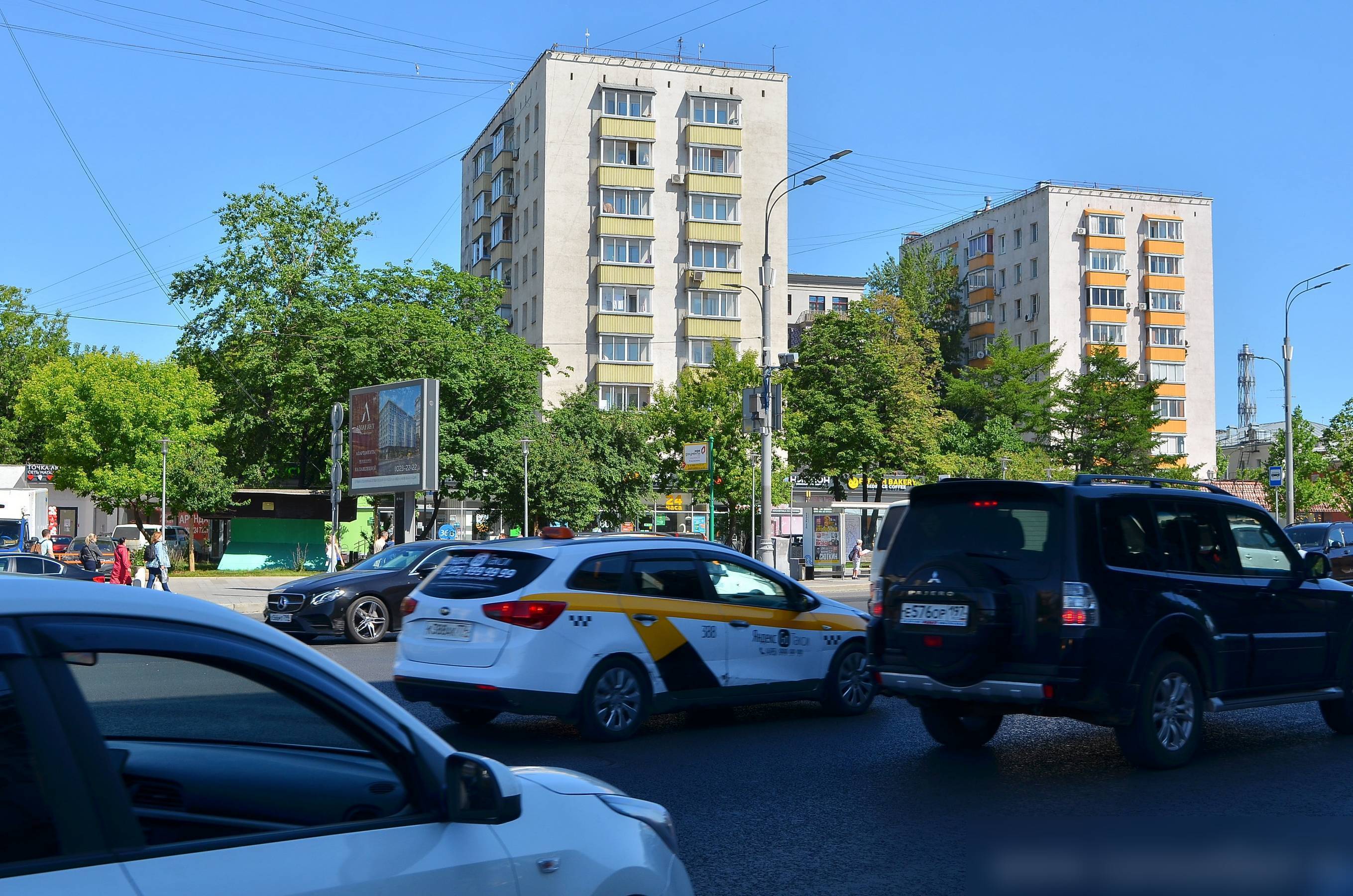 Фотография рекламного носителя, тип: Ситиборд 2.7x3.7, адрес: Зацепский Вал ул., д.6/13, Москва, Россия. Сторона Б №576990