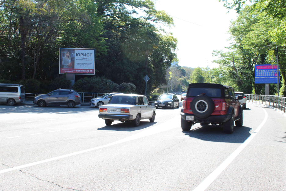 Фотография рекламного носителя, тип: Ситиборд 2.7x3.7, адрес: Курортный пр-т., Администация Хостинского р-на, Сочи, Краснодарский край, Россия. Сторона Б №713960